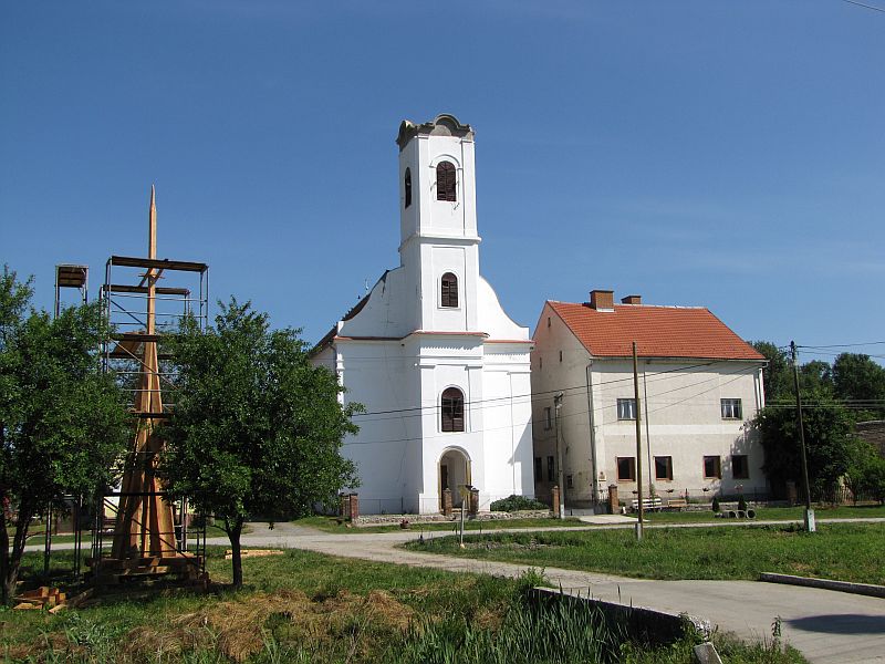 A csonka torony Vejtiben (Fotó: Bank László) A csonka torony Vejtiben (Fotó: Bank László)