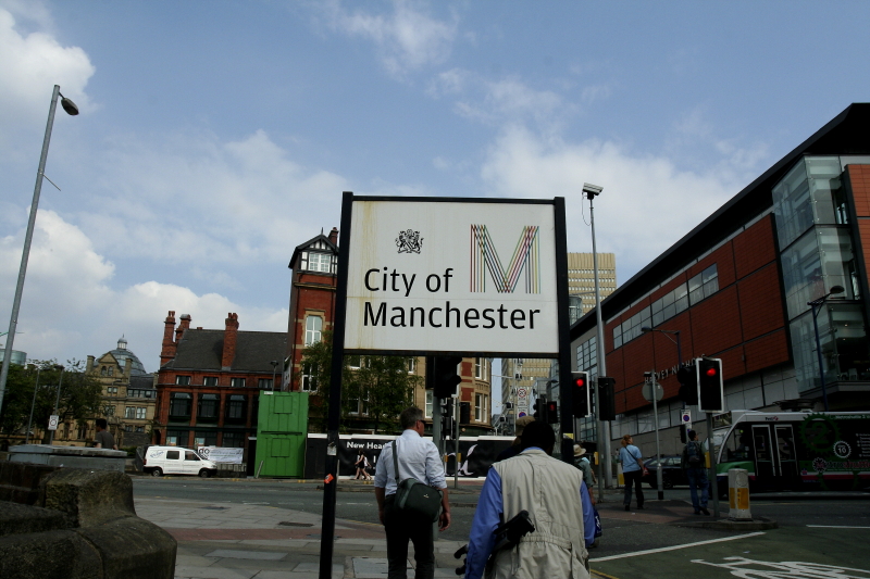Az angliai Manchester egyik látványossága a belvárosban fészkelő vándorsólyompár (Fotó: Orbán Zoltán)