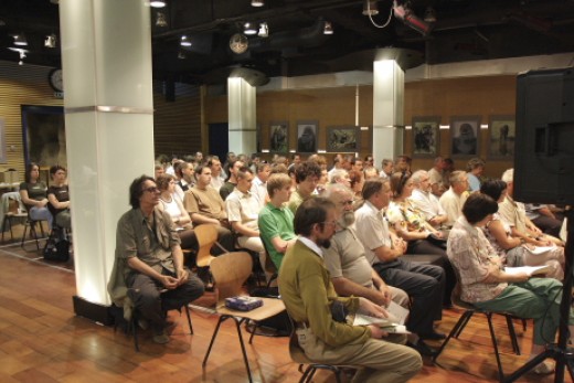 Az MME küldöttközgyűlése 2009-ben a Fővárosi Állat- és Növénykert Barlangtermében (Fotó: Orbán Zoltán).